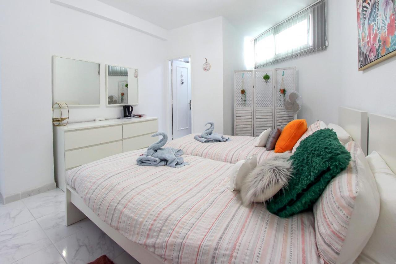 Gorgeous Los Diamantes Home Лос Кристианос Экстерьер фото